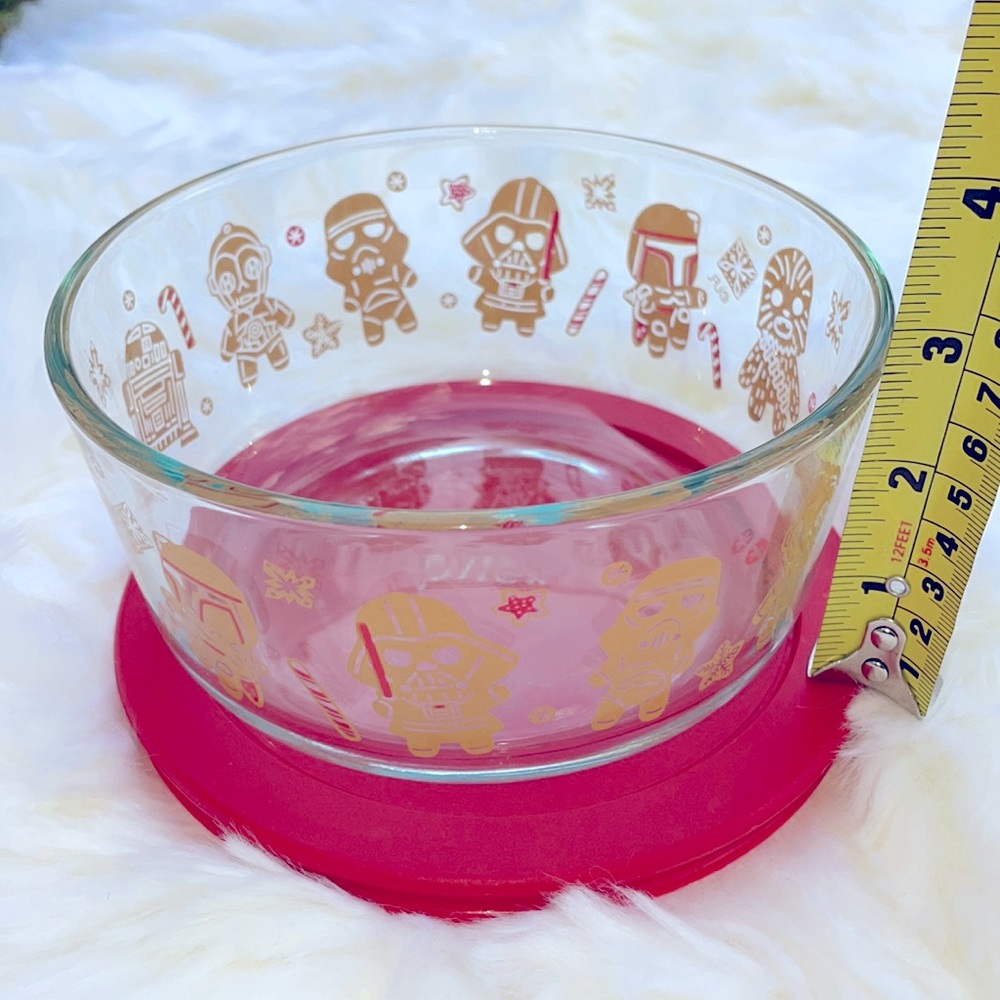 Star Wars pyrex bowl with lid